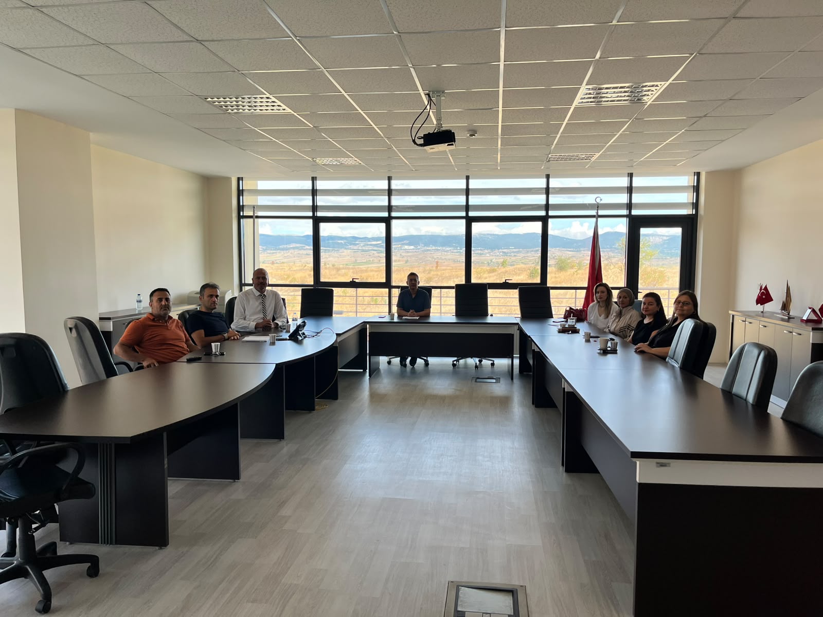 Kastamonu Meslek Yüksekokulu Yönetim ve Organizasyon Bölümü Akademik Kurul Toplantısı 15.09.2026 tarihinde gerçekleştirildi.